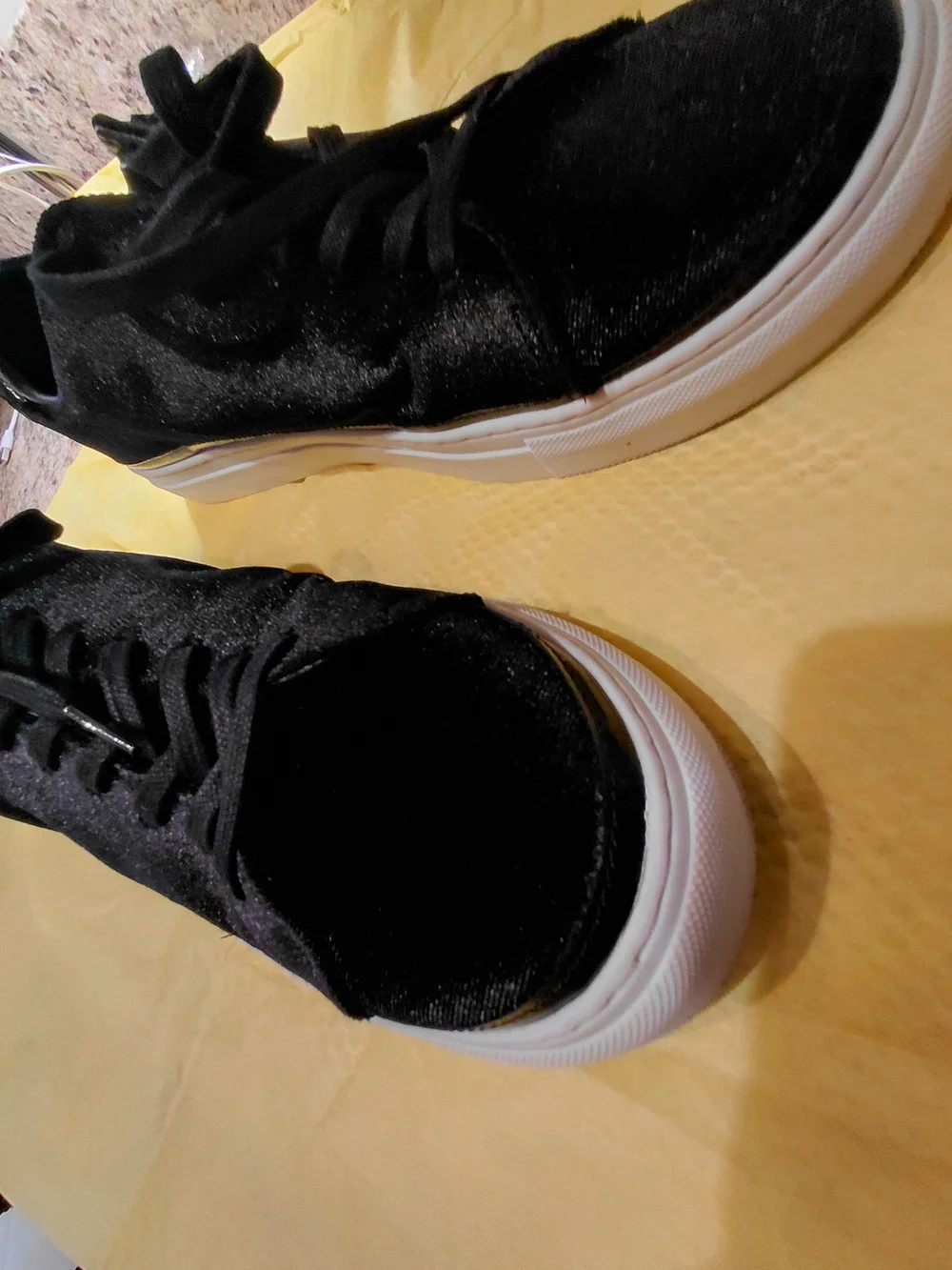 Mix No. 6 Black Velvet Lace-Up Women's Sneakers